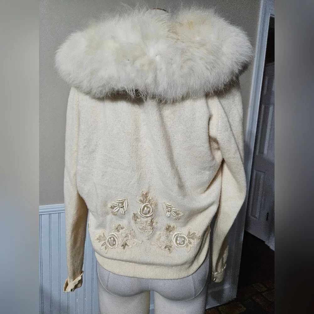 VTG 1950s Berhma Altmann 100% Cashmere And Arctic Fox Collar Sweater Medium? - Picture 4 of 8